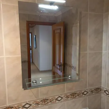 Seaside Apartment, Pool, Garage *