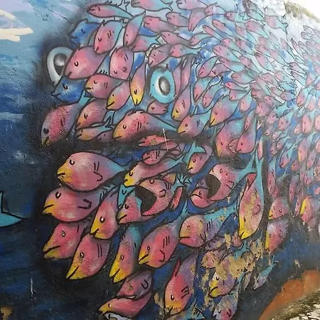 Seaside Apartment, Pool, Garage Apartamento