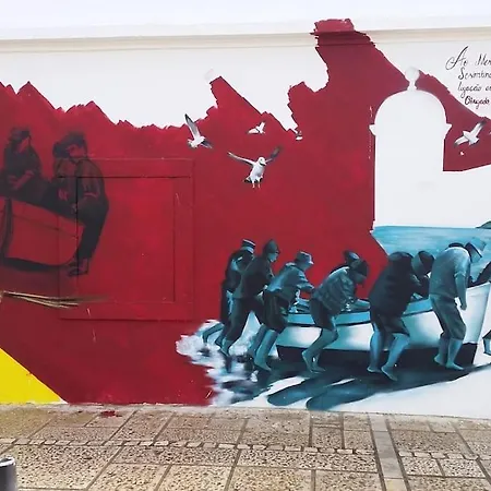 Seaside Apartment, Pool, Garage * Sesimbra