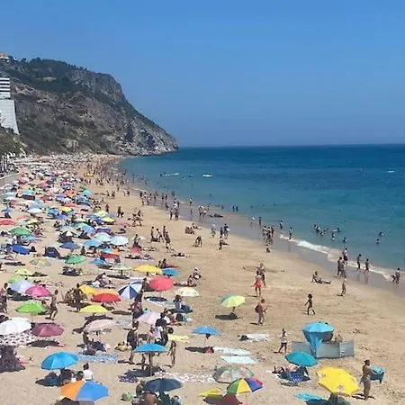 Apartment Seaside Apartment, Pool, Garage *