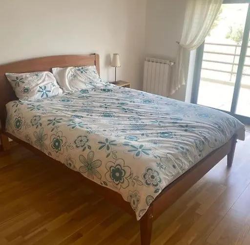 Διαμέρισμα Seaside Apartment, Pool, Garage